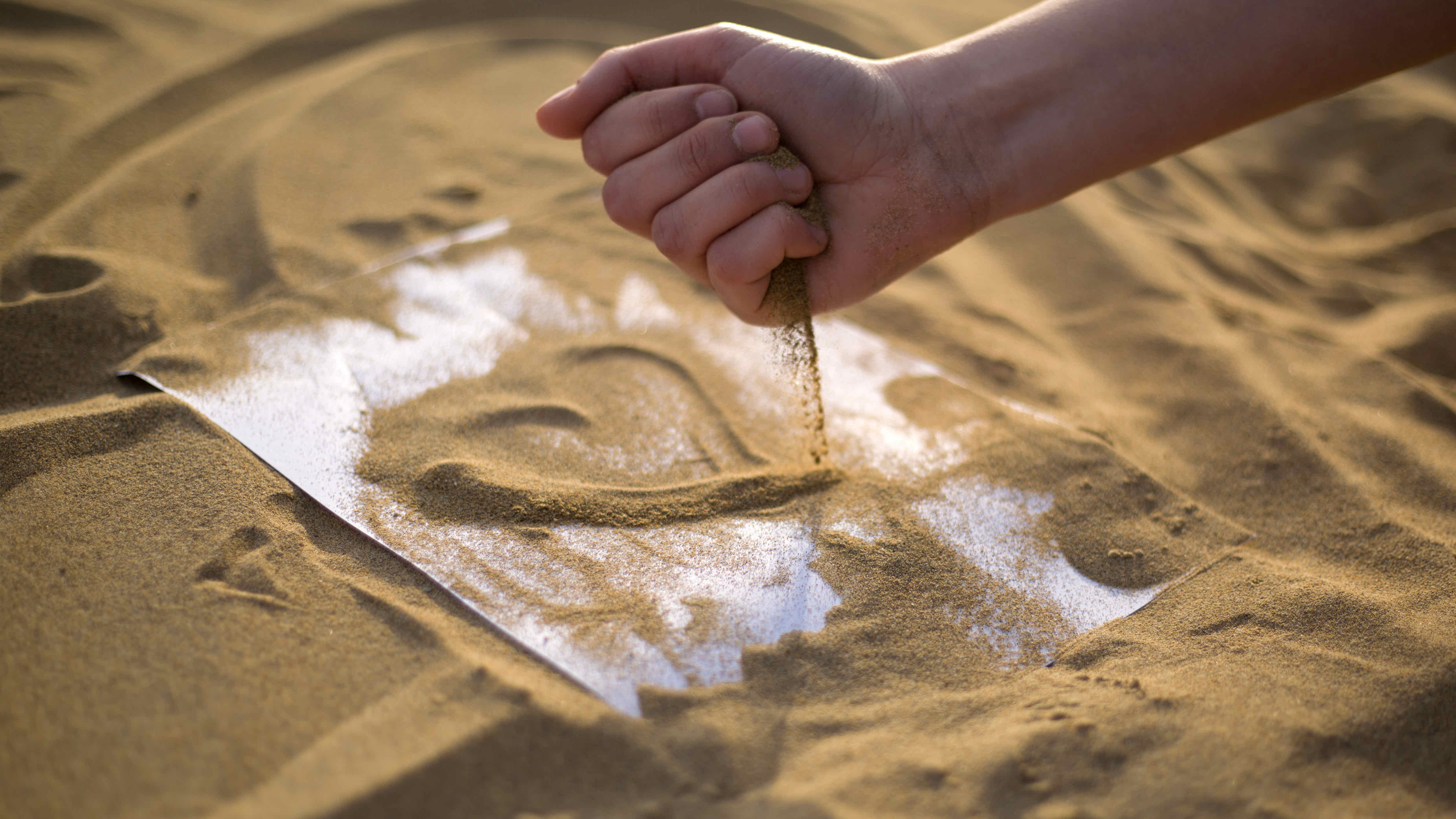 Hajruli Besar - Sabbie del tempo - Immagine selezionata